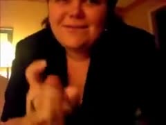42 yo big beautiful woman secretary gives me a oral-stimulation after work